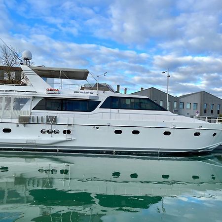 Yacht Aquamarina Vieux Port La Rochelle La Rochelle (Charente-Maritime) Exterior foto