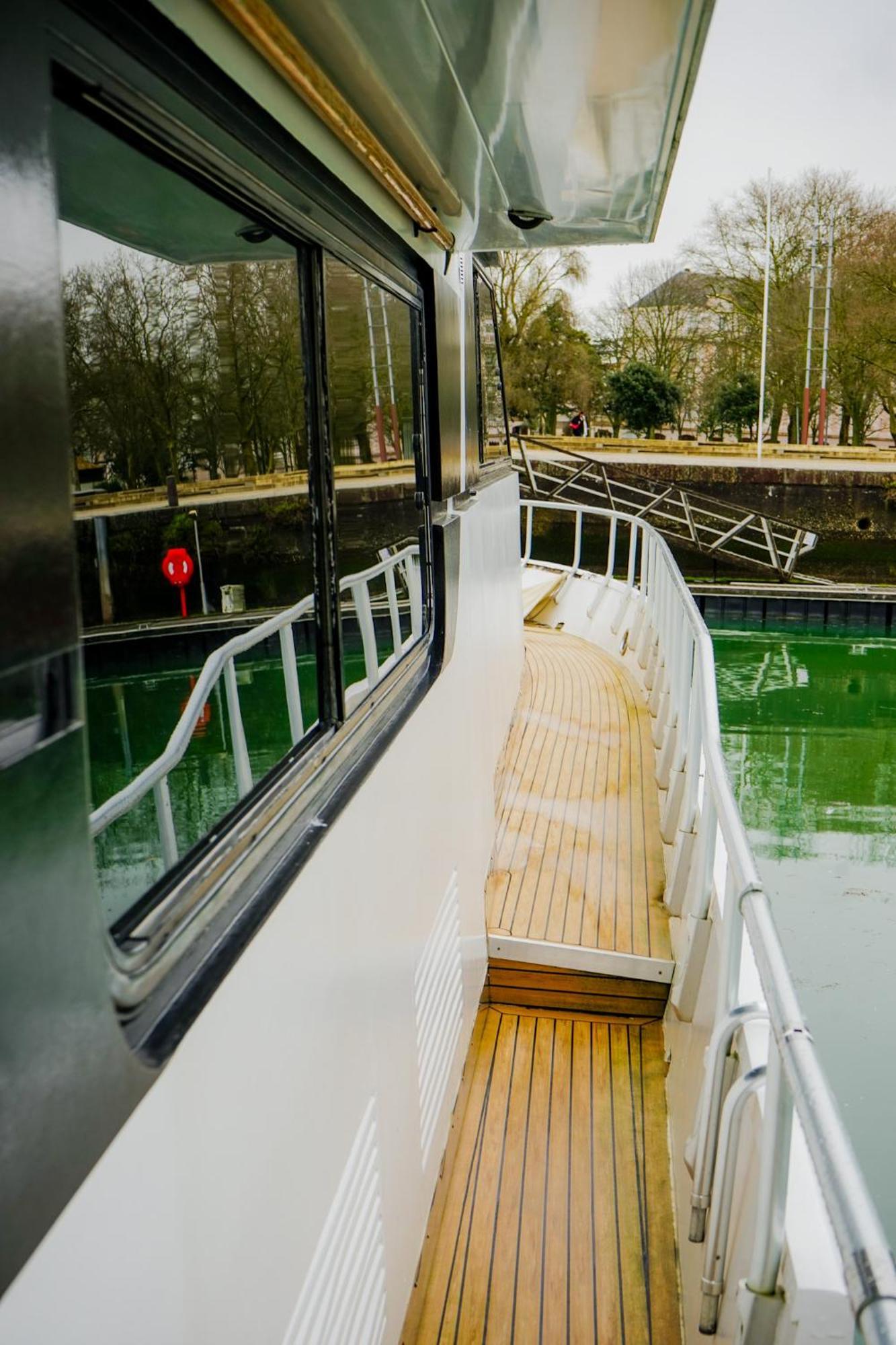 Yacht Aquamarina Vieux Port La Rochelle La Rochelle (Charente-Maritime) Exterior foto