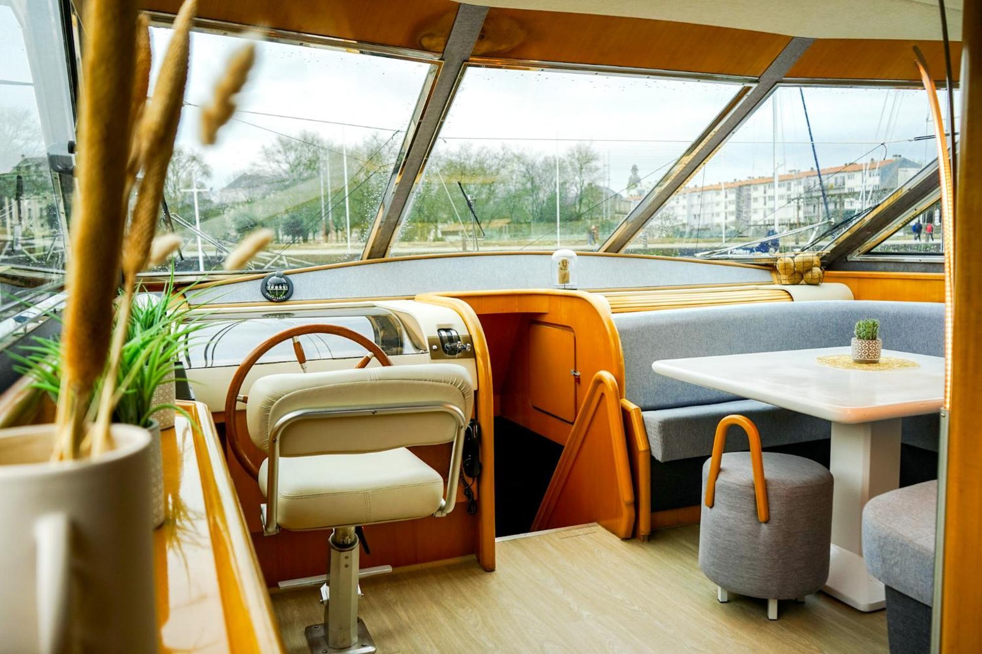 Yacht Aquamarina Vieux Port La Rochelle La Rochelle (Charente-Maritime) Exterior foto